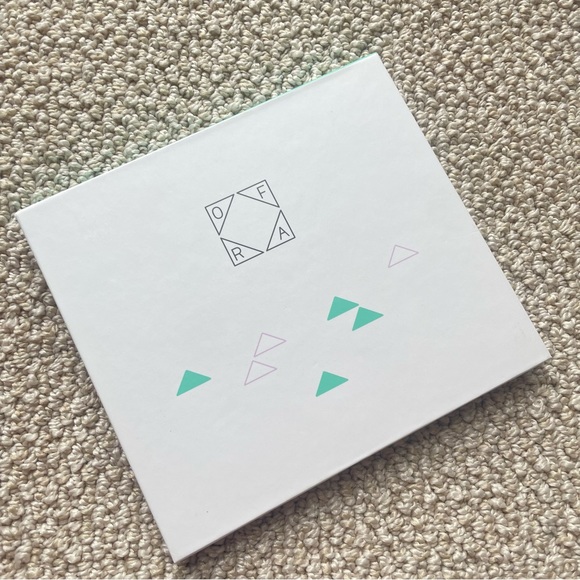 NEW - OFRA Cosmetics Eyeshadow and Highlighter Palette (Good to Go) - Picture 3 of 5